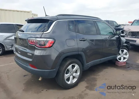 2021 Jeep Compass Latitude 4X4 z USA, uszkodzony, nr VIN 3C4NJDBB3MT547538